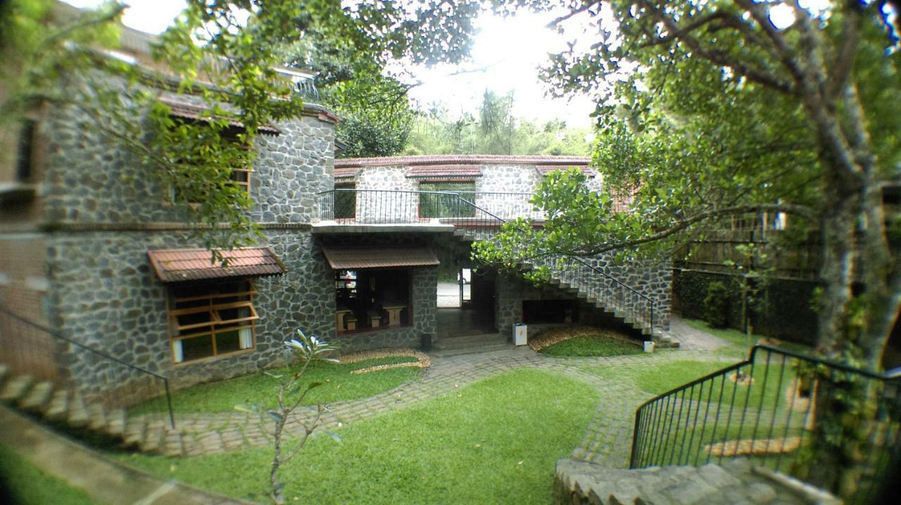 Bed and Breakfast Wildernest Thekkady Exterior foto