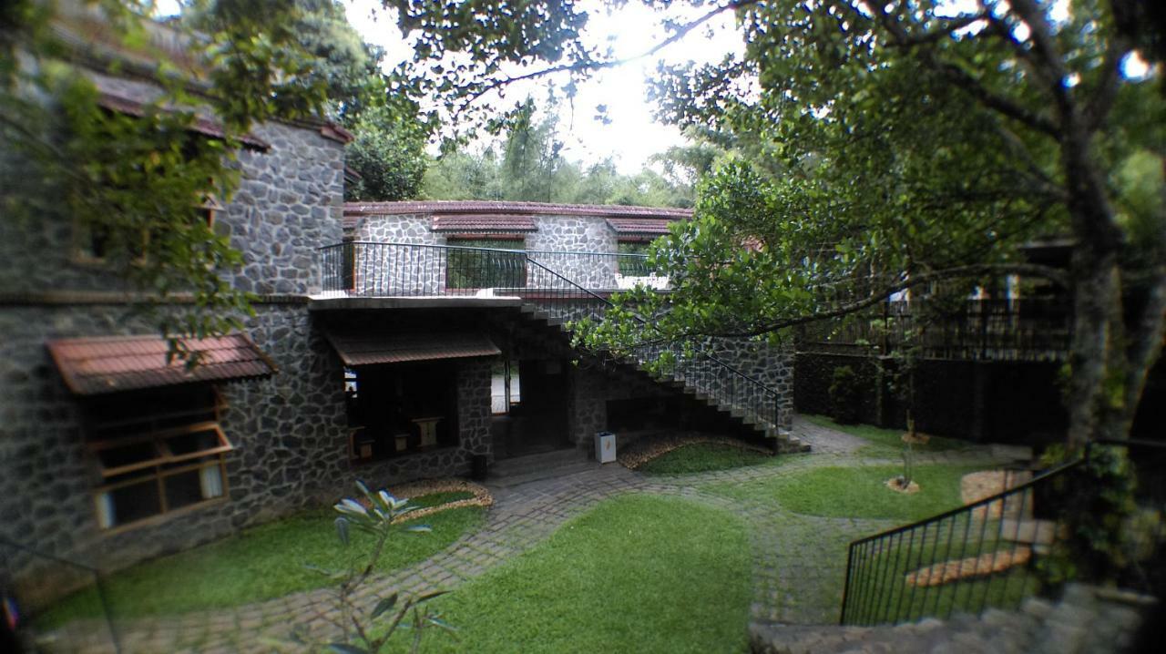 Bed and Breakfast Wildernest Thekkady Exterior foto